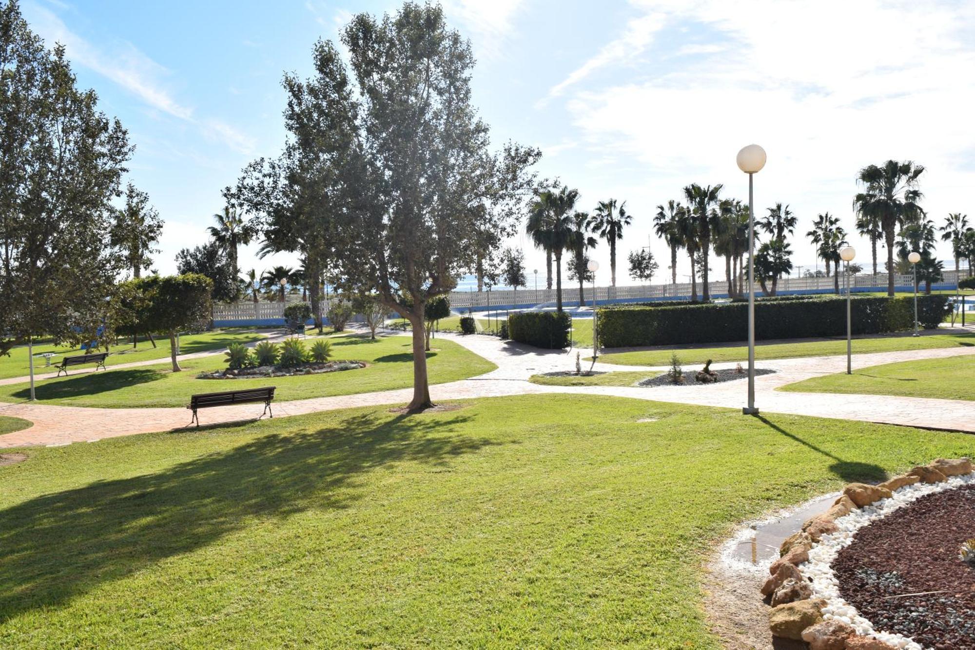 Luxurious Spacious Three Bedroom Apartment On Beachfront Almerimar Exteriör bild